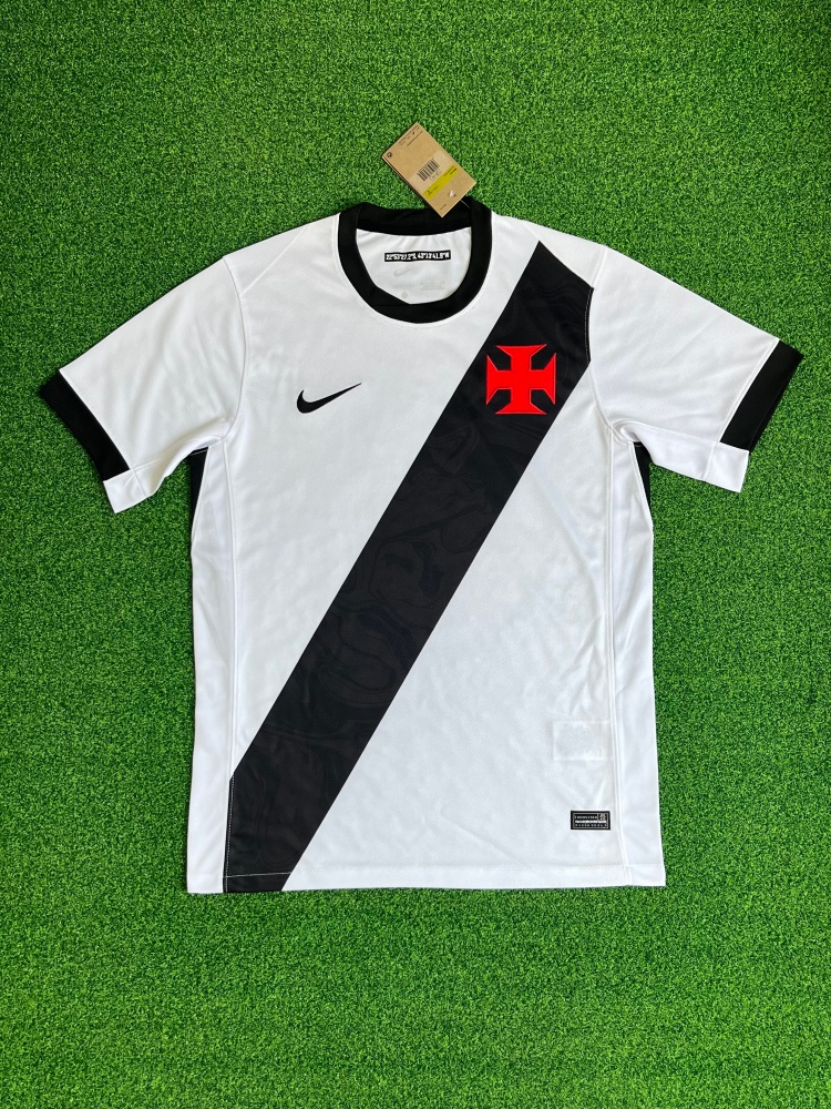 2627 Dacáma Away Game